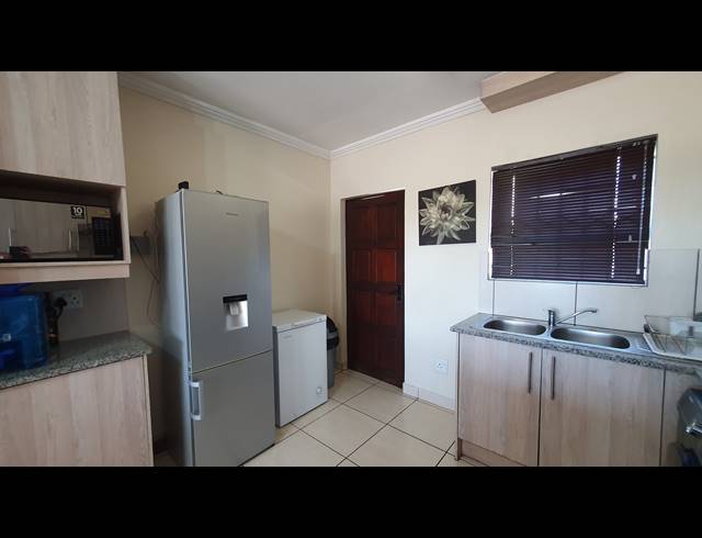 2 BEDROOM SECTIONAL TITLE FOR SALE IN MAYBERRY PARK